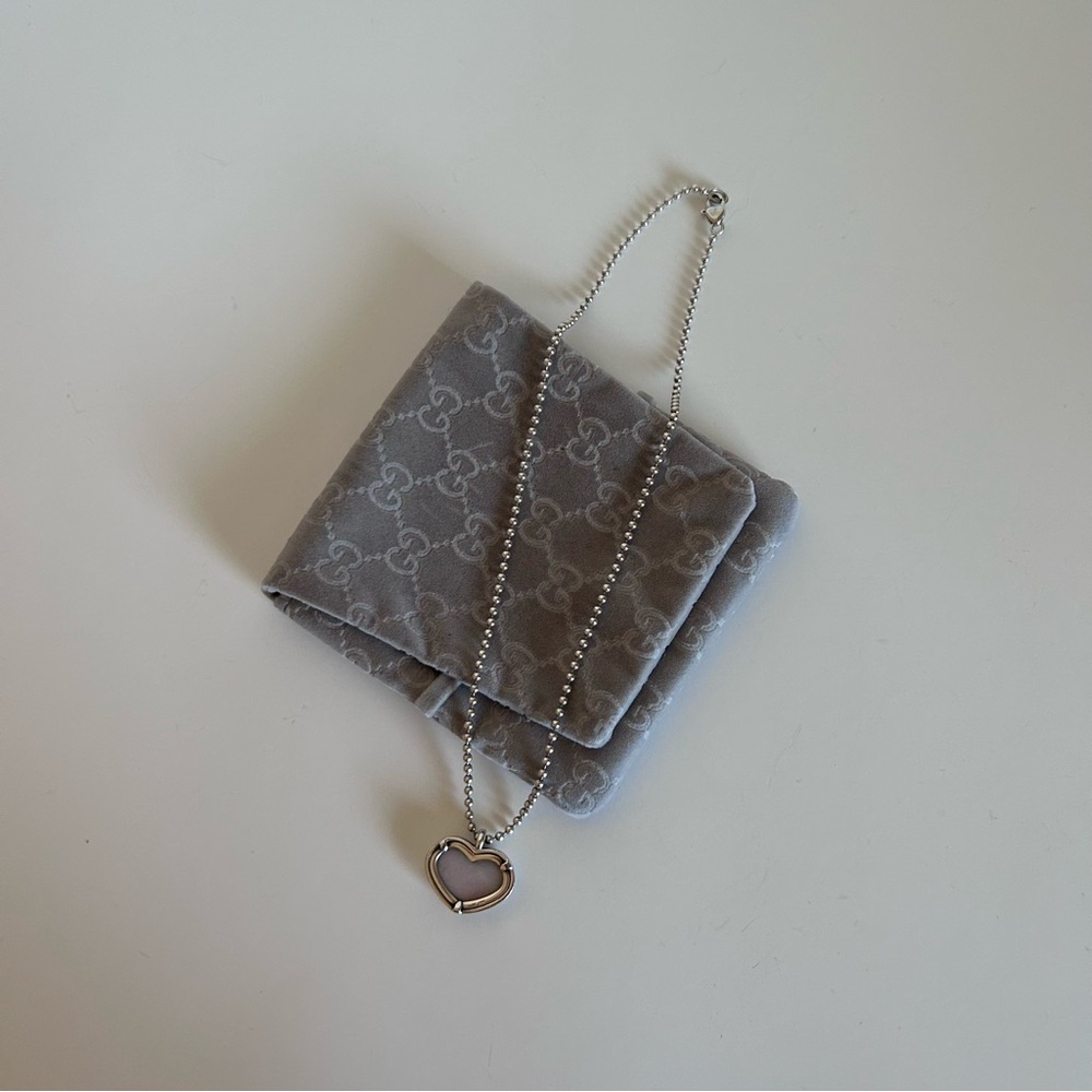 Gucci Silver Heart Necklace with Pouch - Picture 2 of 2